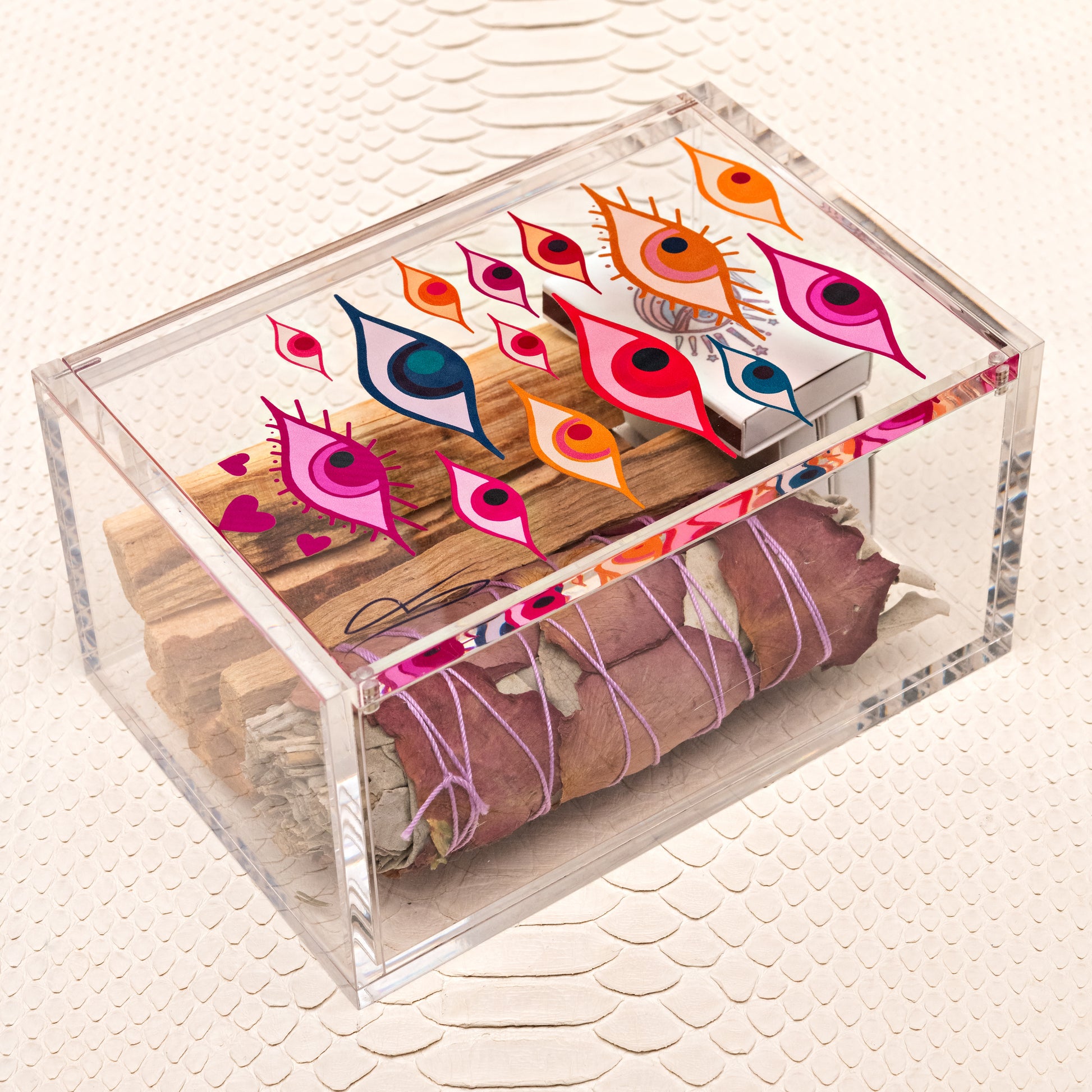 JA Lovers' Gaze Box With Cleansing Bundle