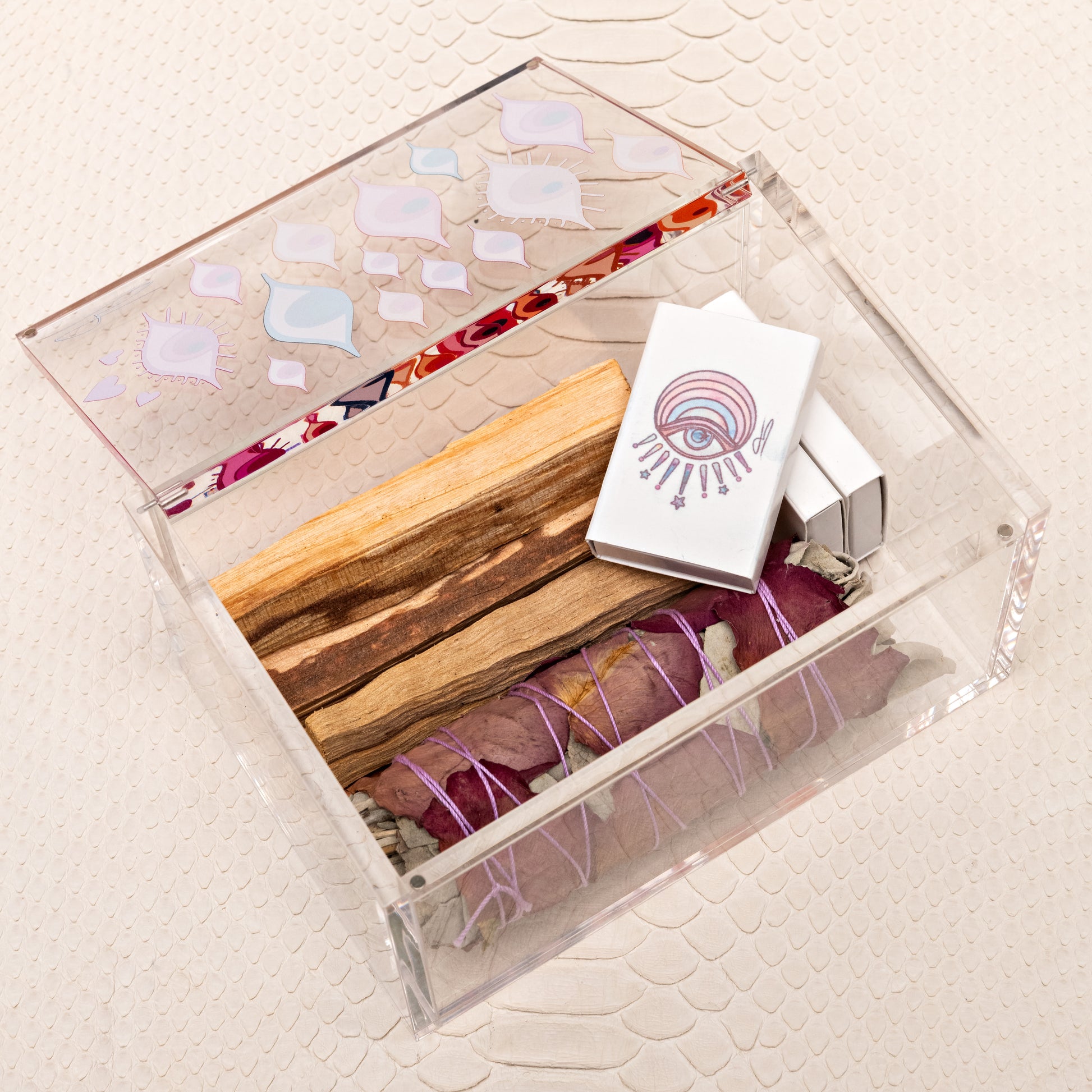 JA Lovers' Gaze Box With Cleansing Bundle