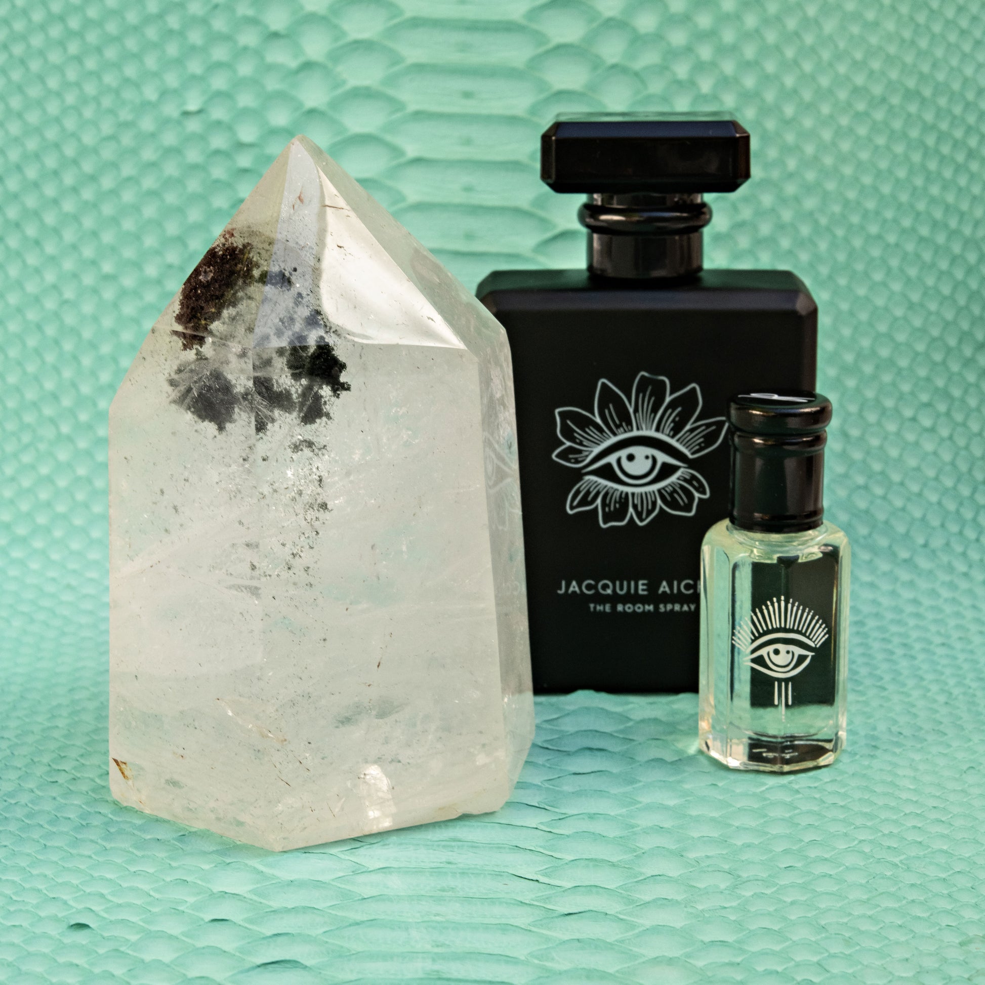 Quartz Polished Tower