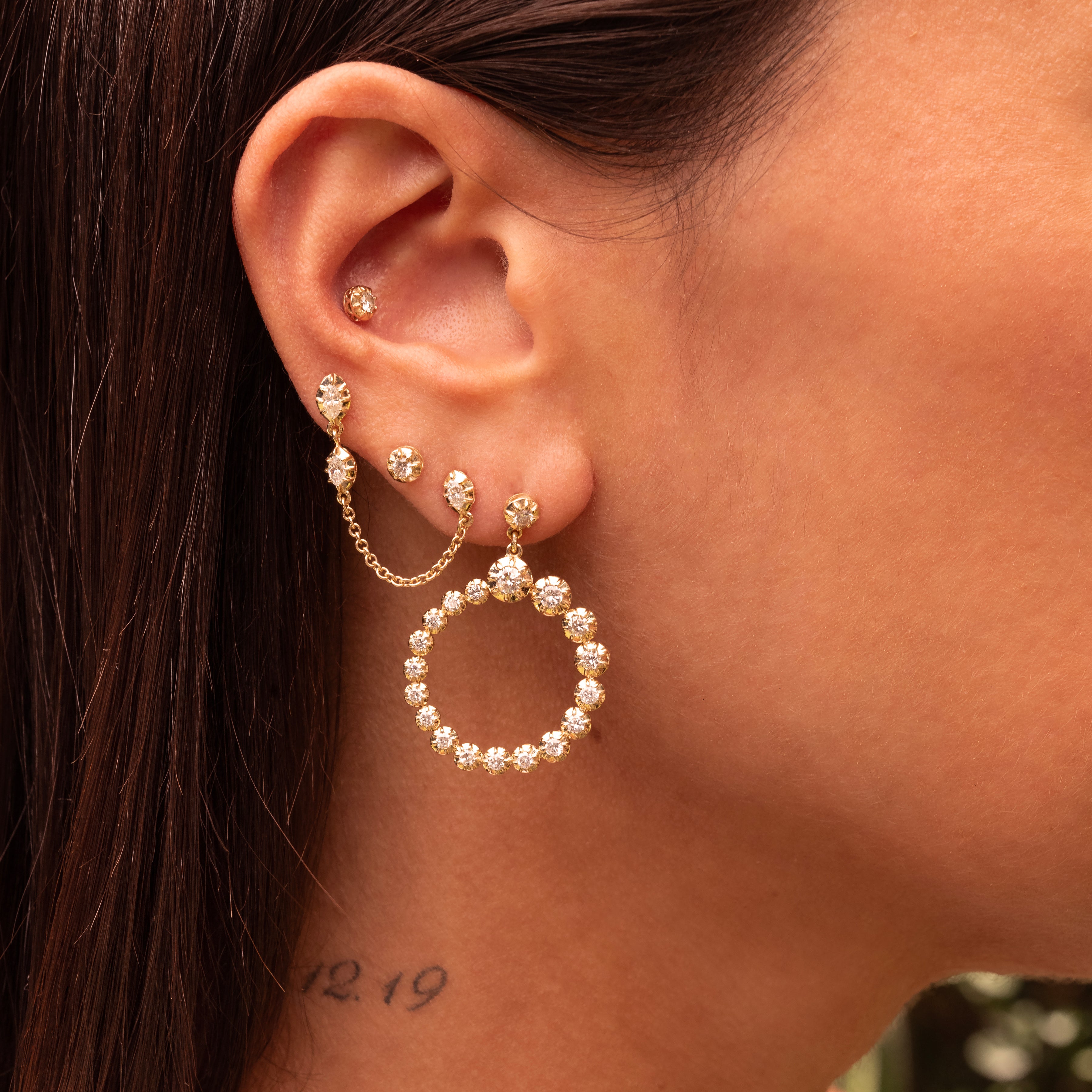 Graduated Sophia Diamond Front Facing Hoops
