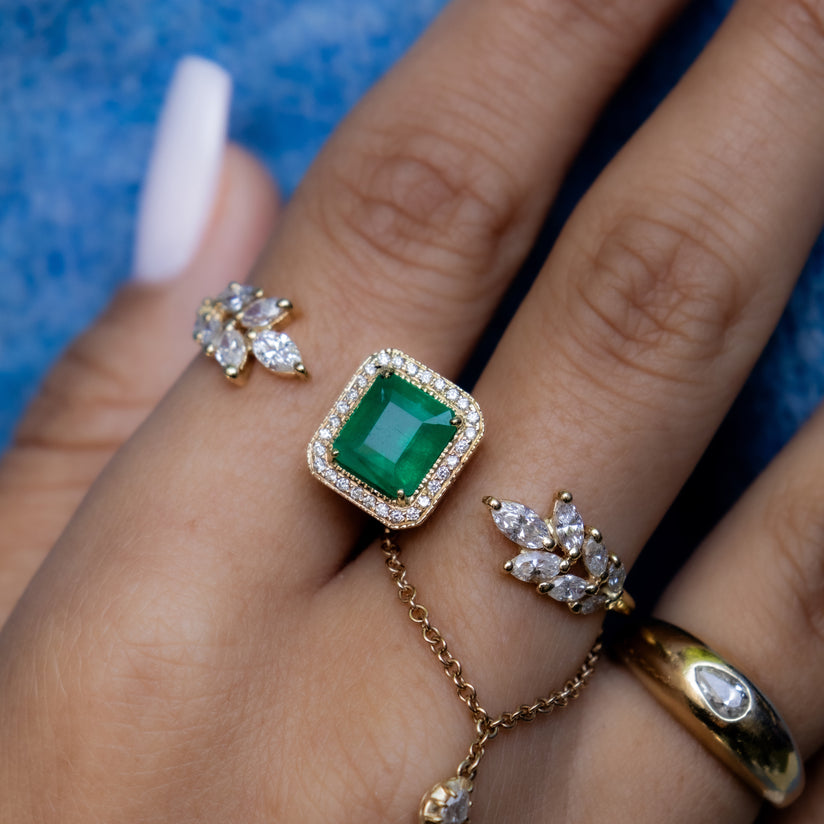 PAVE EMERALD CENTER MARQUISE DIAMONDS PETAL KNUCKLE WRAP RING