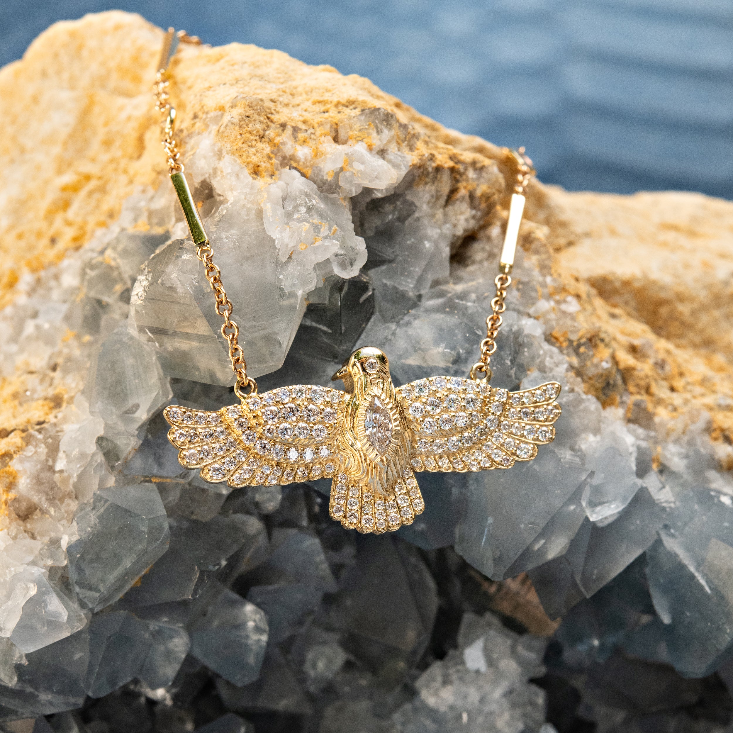 Medium Pavé Thunderbird Diamond Smooth Bar Necklace