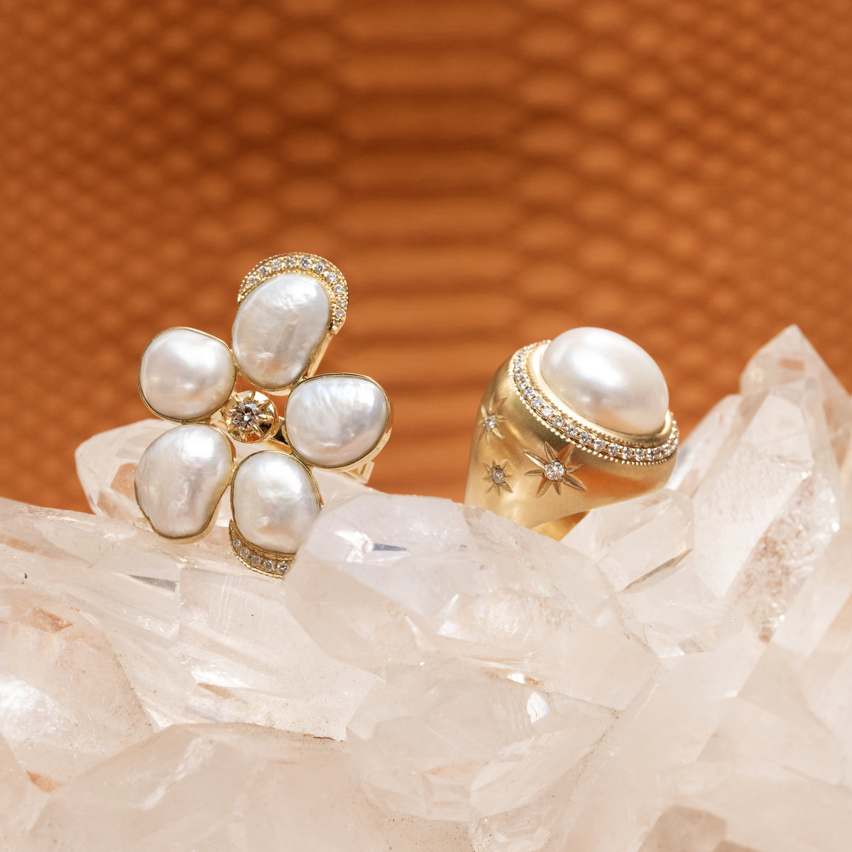 Pave Round Pearl Starburst Ring