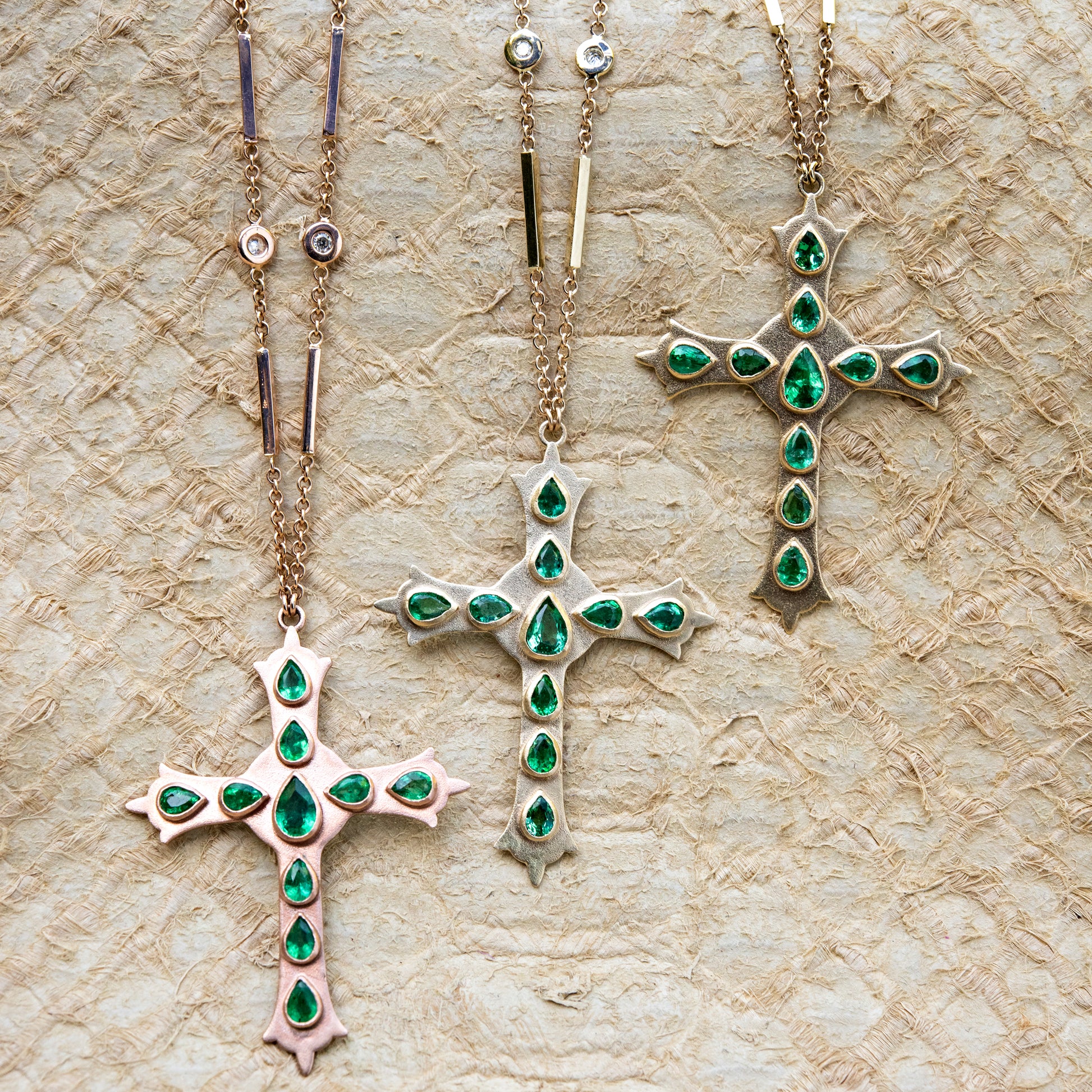 Large Emerald Teardrop Gothic Cross Smooth Bar Necklace