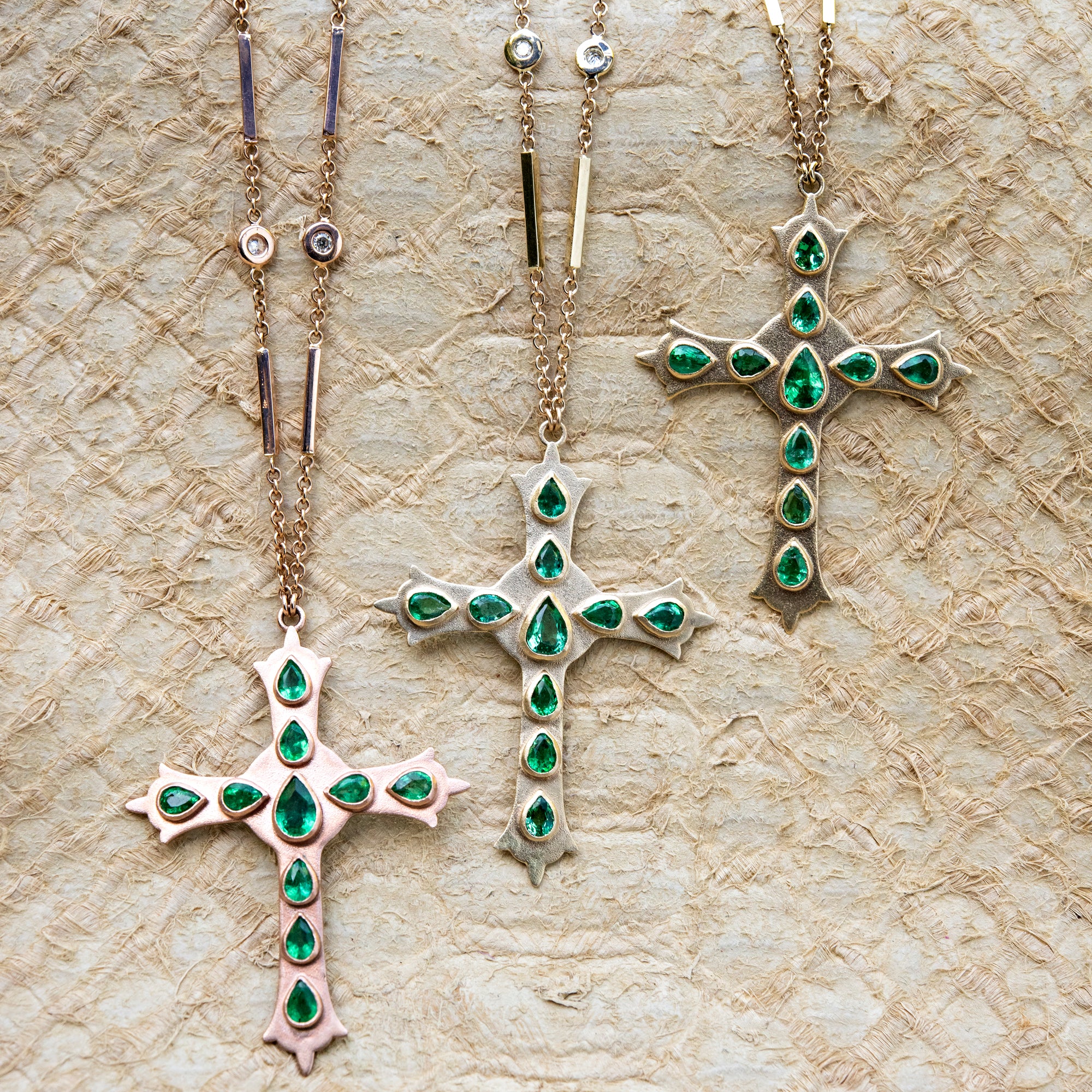 Large Emerald Teardrop Gothic Cross Smooth Bar Necklace