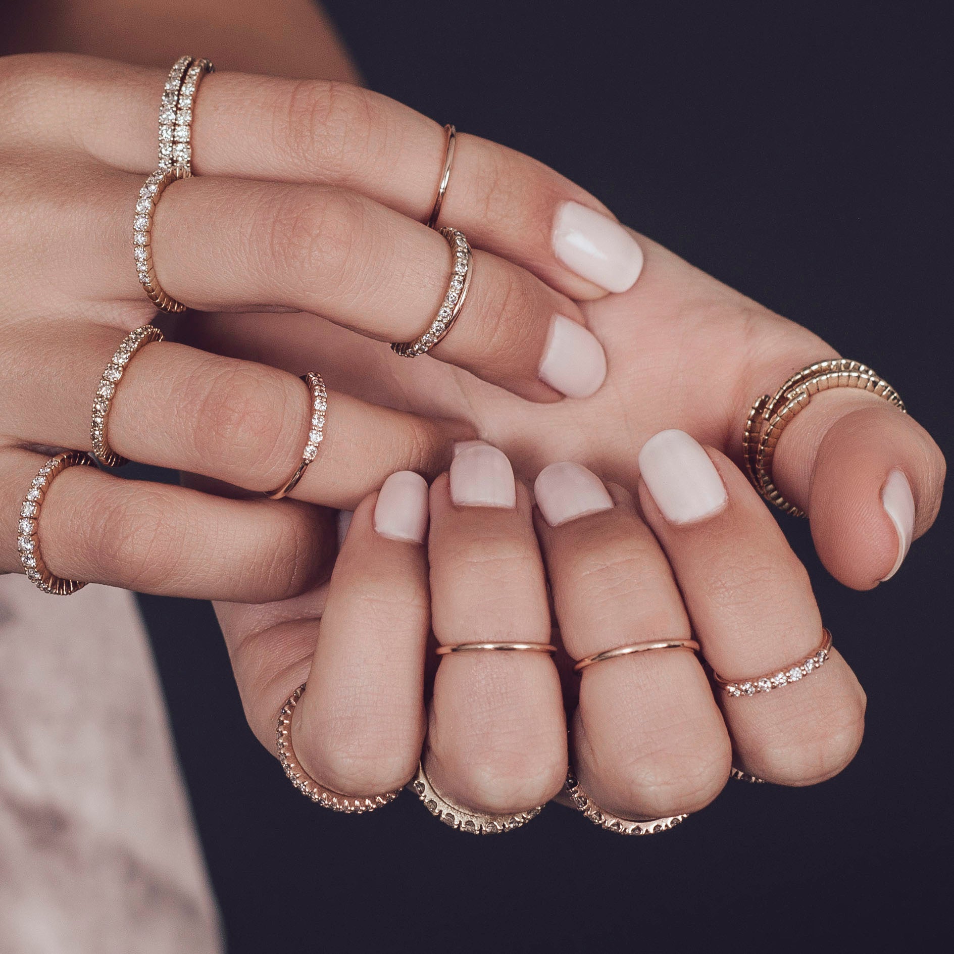 7 Diamond Smooth Ring