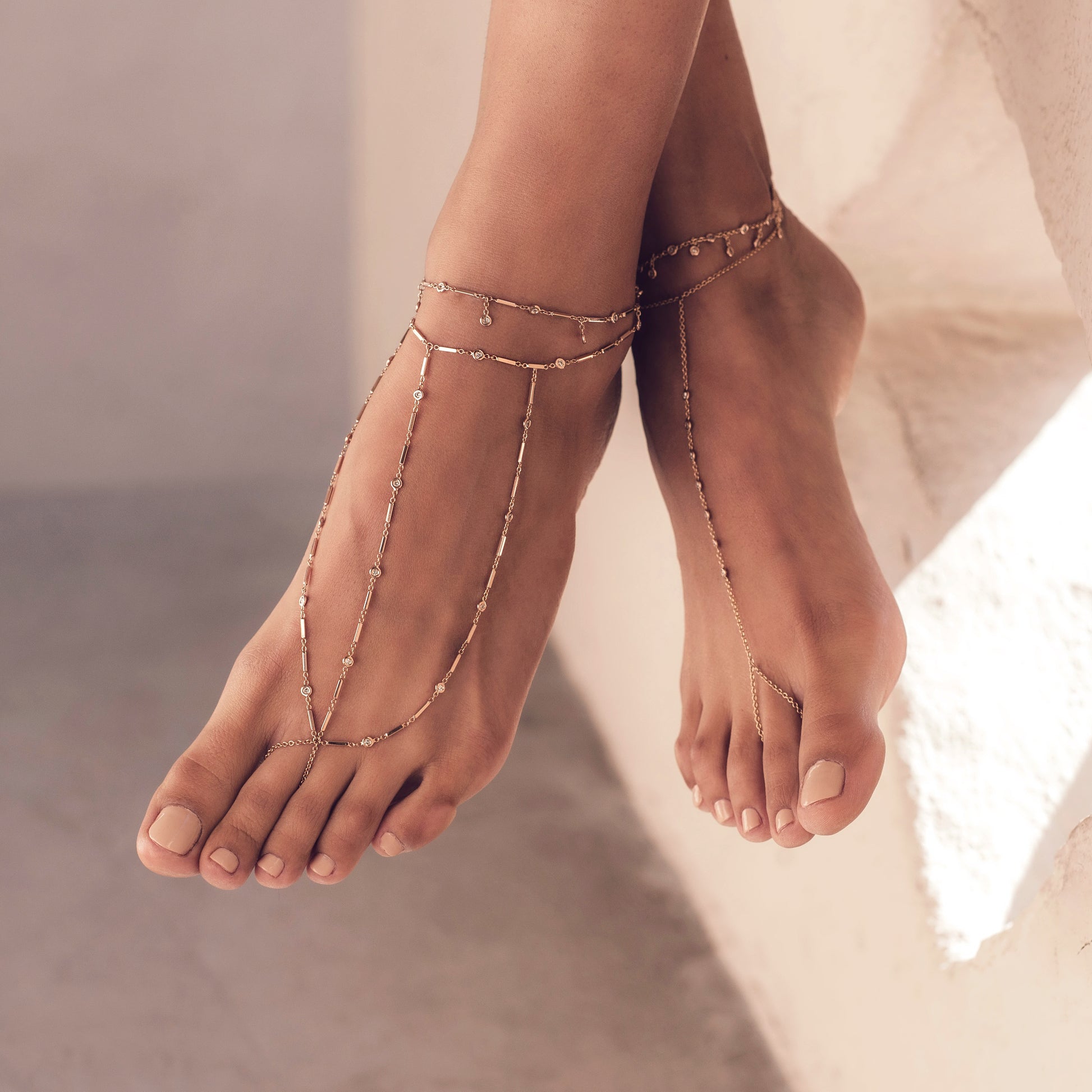 SMOOTH BAR DIAMOND SHAKER ANKLET