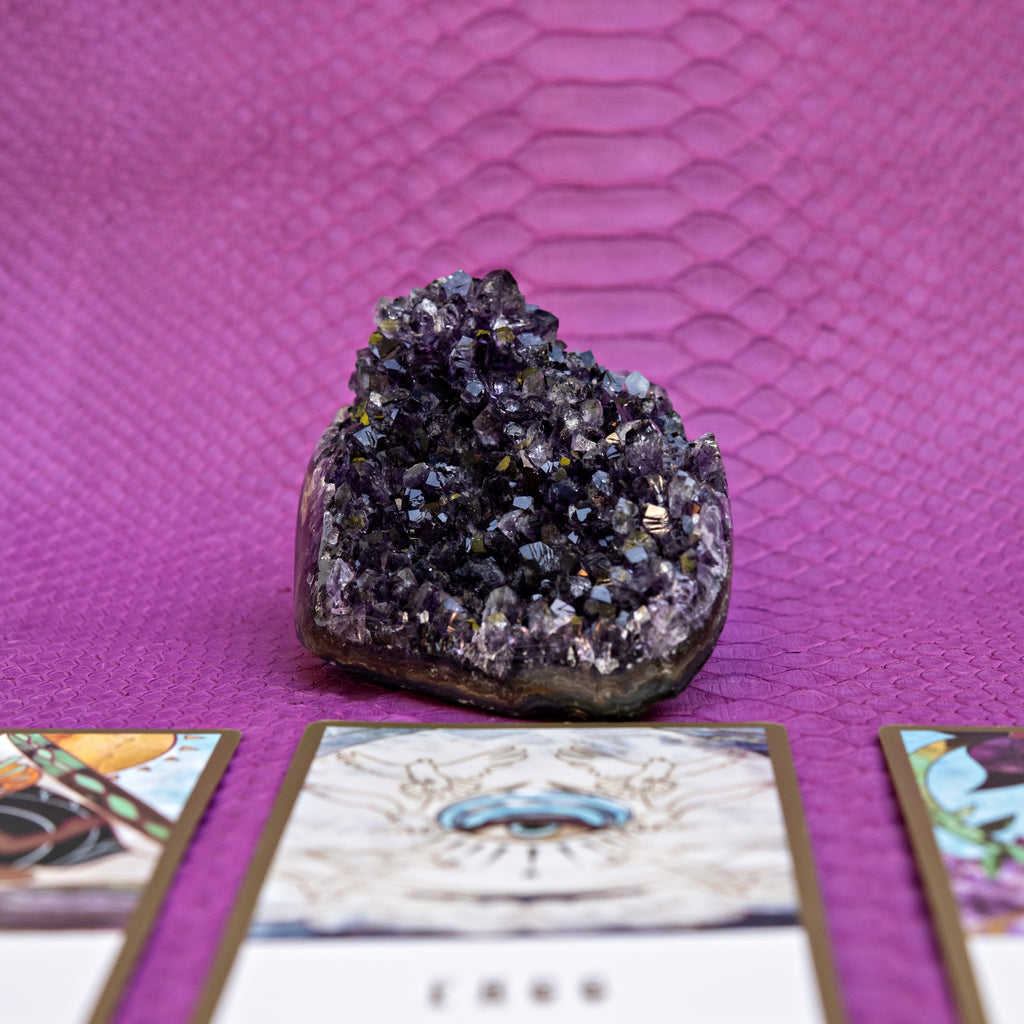 SMALL AMETHYST GEODE