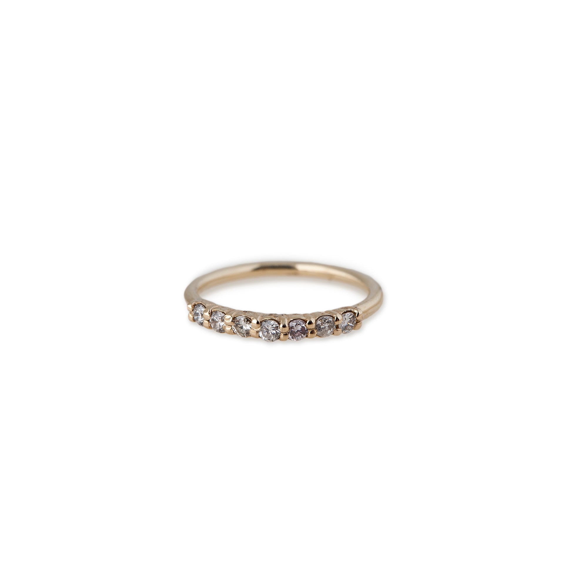 7 Diamond Smooth Ring